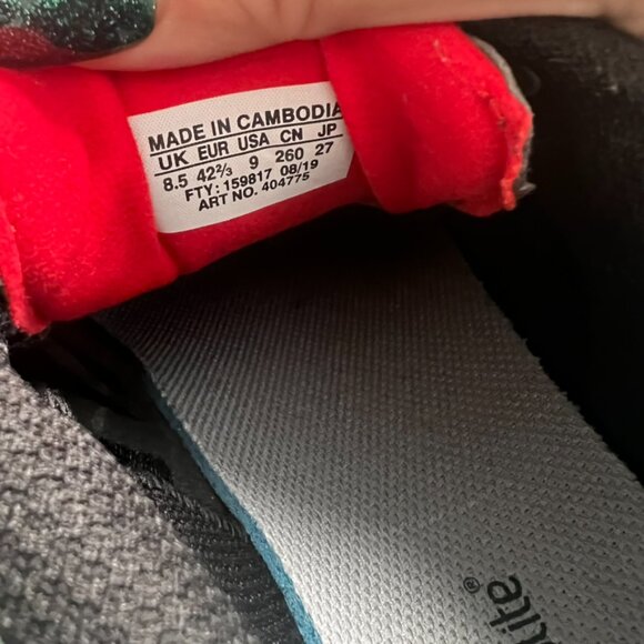 Salomon Outline GTX Hiking Shoes Men’s Gore-Tex Contragrip Low - Picture 6 of 6